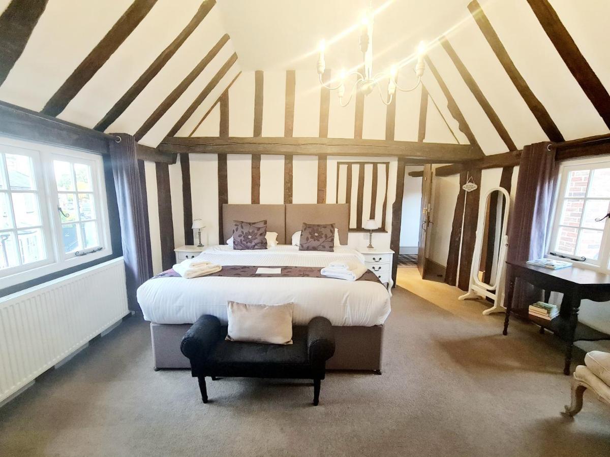 The Harvard Inn ستوك المظهر الخارجي الصورة