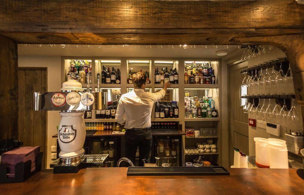 The Harvard Inn ستوك المظهر الخارجي الصورة